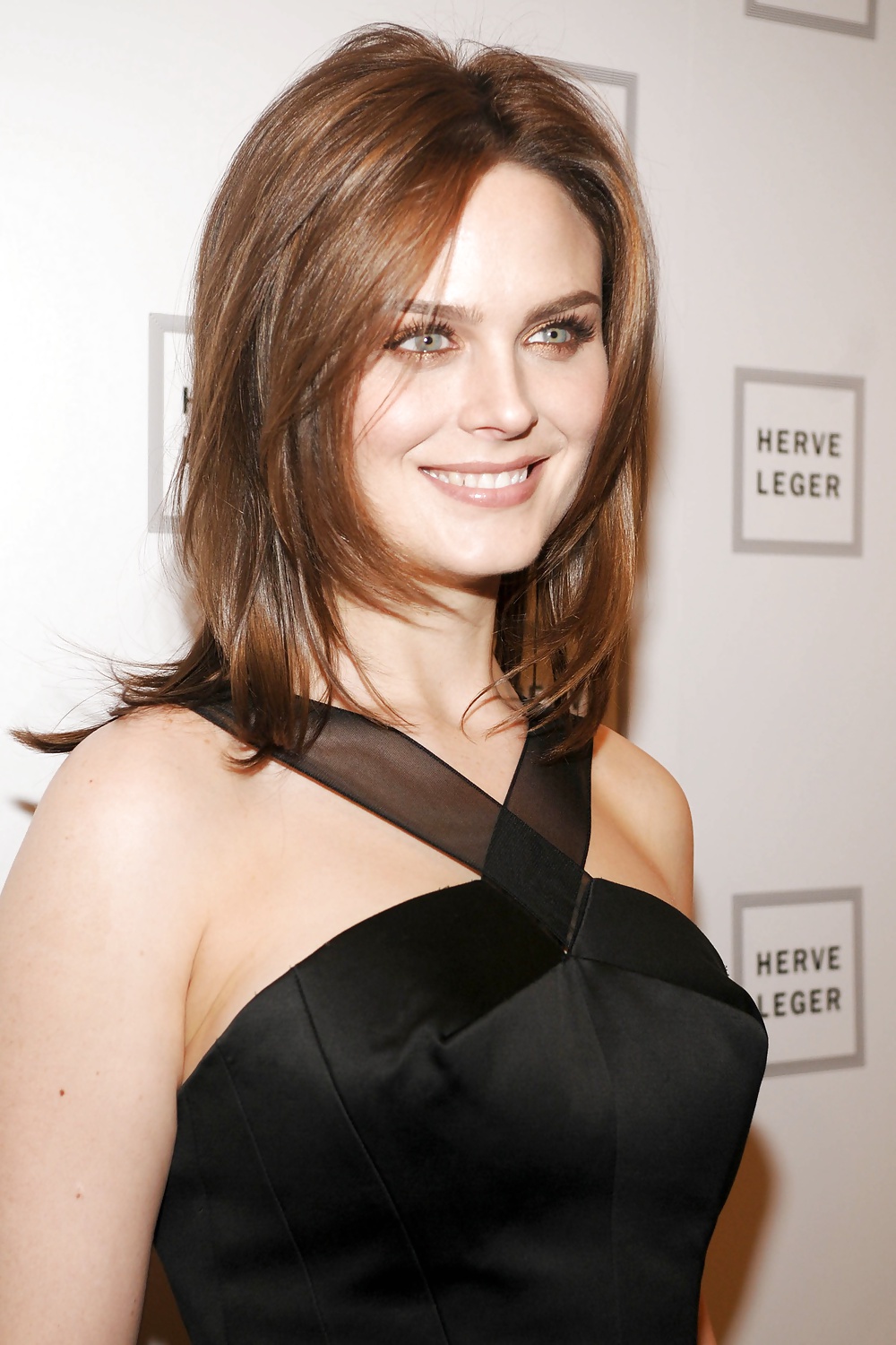 Emily Deschanel #25379022