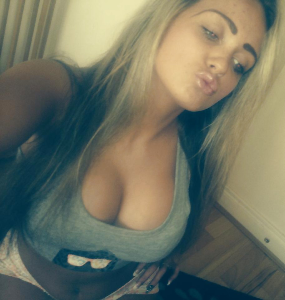 So Horny For This Gypsy Slut #25825576