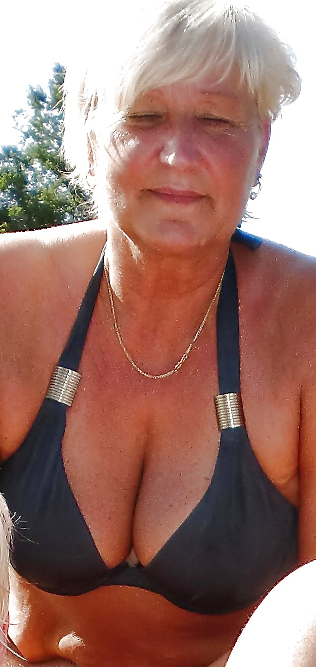 Geile weiber
 #34314251