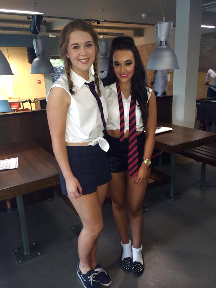 UK Uni Students in S Uniforms #39773656