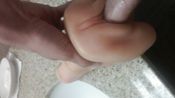 Making a mess #30093894