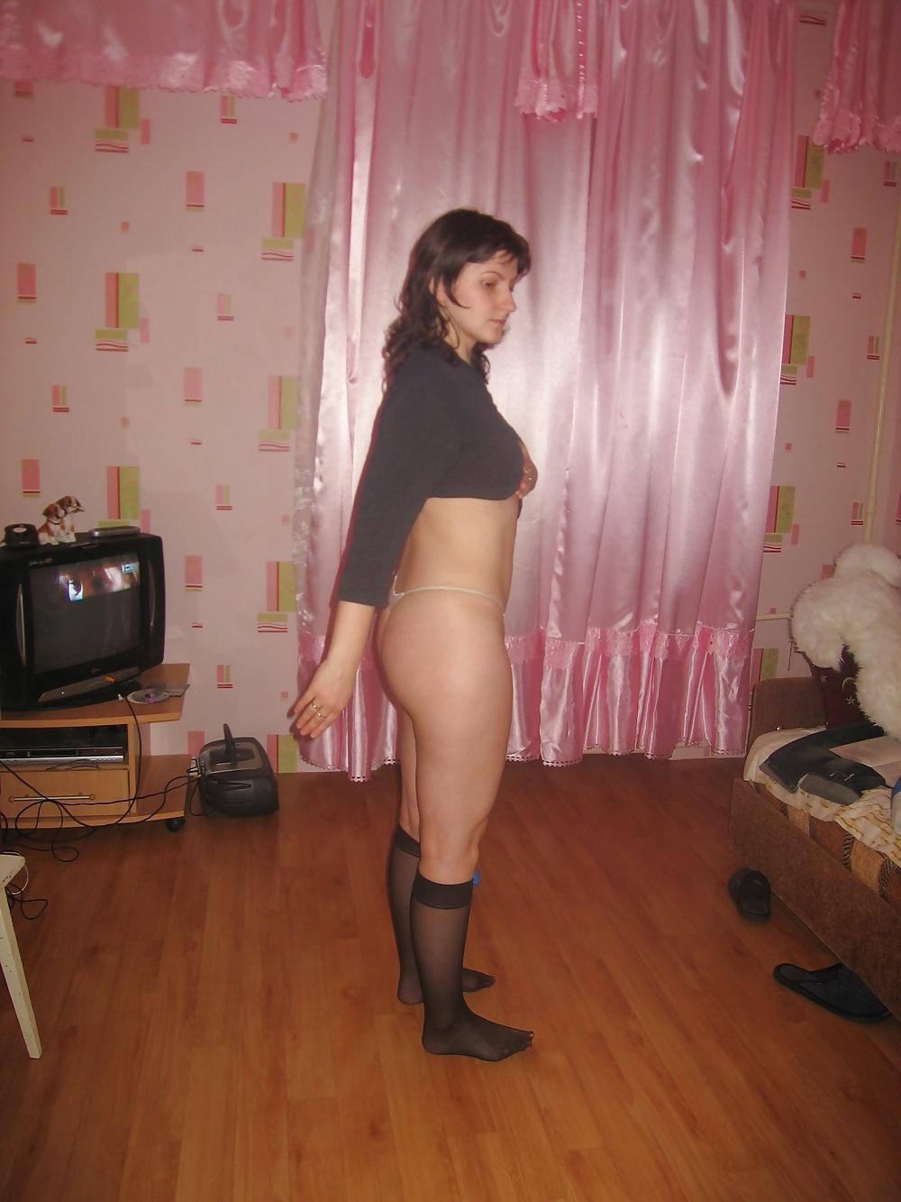 Olivia est timide mais se soigne #40496400