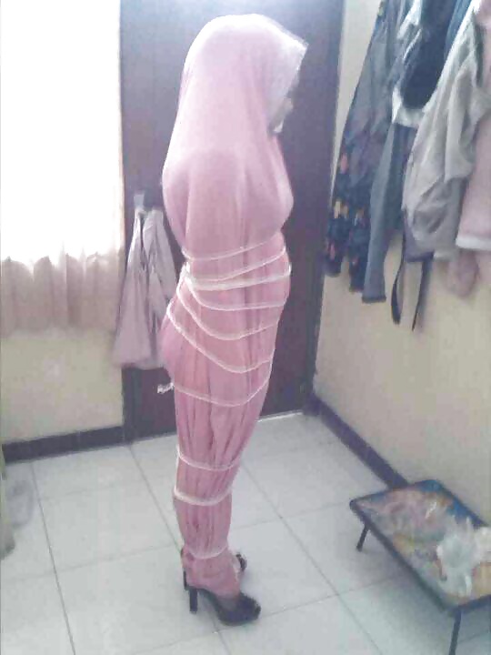 Jilbab Tudung Bondage Tied #33470906