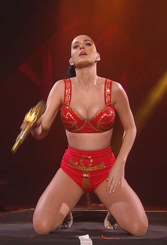 Katy perry tette, culo, colpi crotch
 #26378053