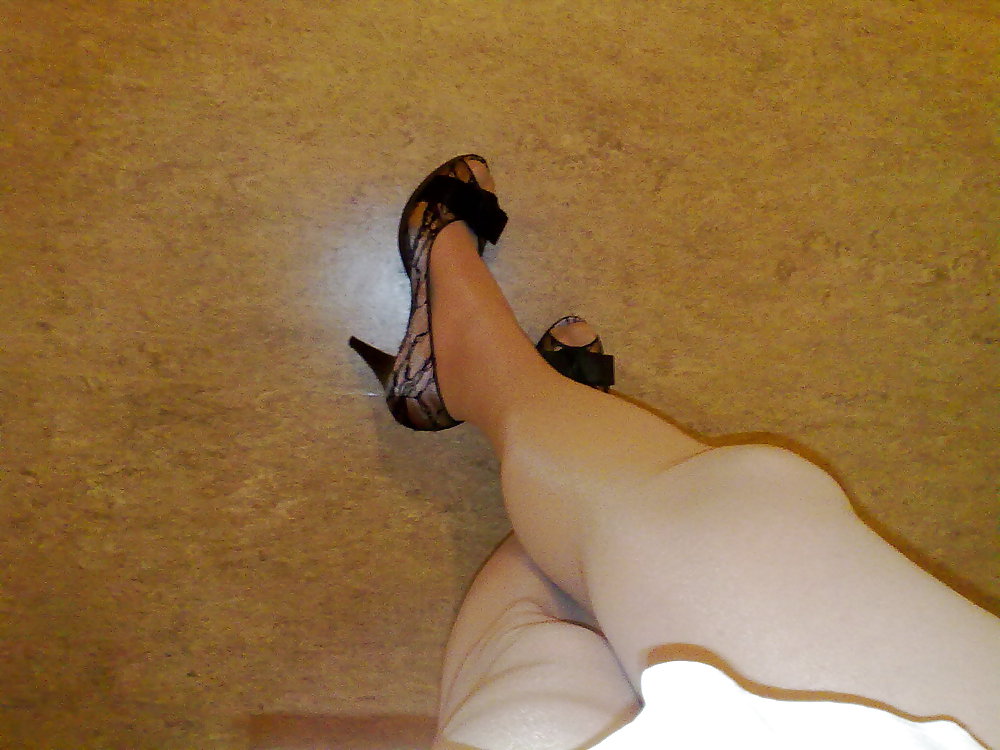 私の脚
 #36081396