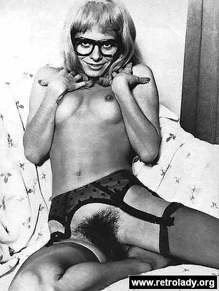 Vintage Single Mädchen In B & W #24883634