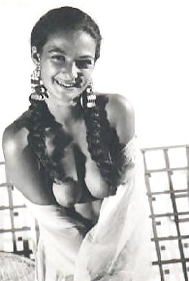 Vintage Single Mädchen In B & W #24887794