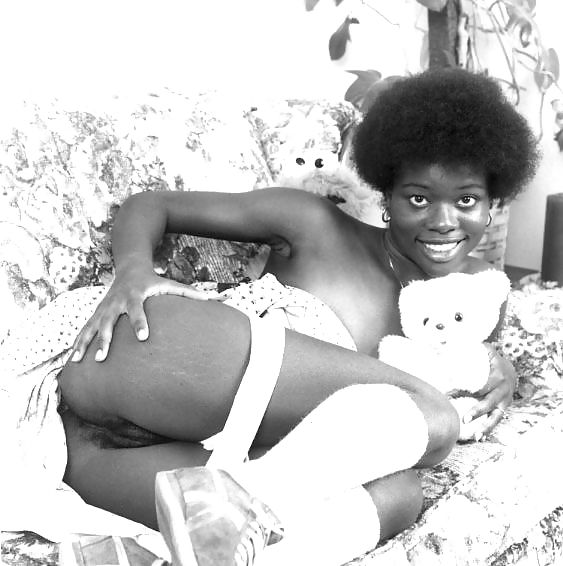 Vintage Single Mädchen In B & W #24888306