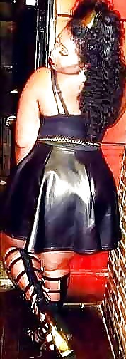 Big bootys and skirts #35739150