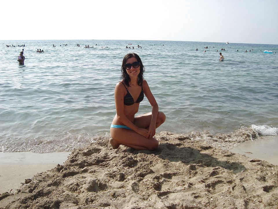 FIANCEE DE MON COUSIN OF MY COUSIN  #34867444