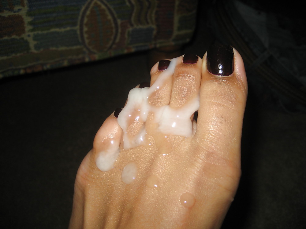 熟女の足コキ
 #36103950