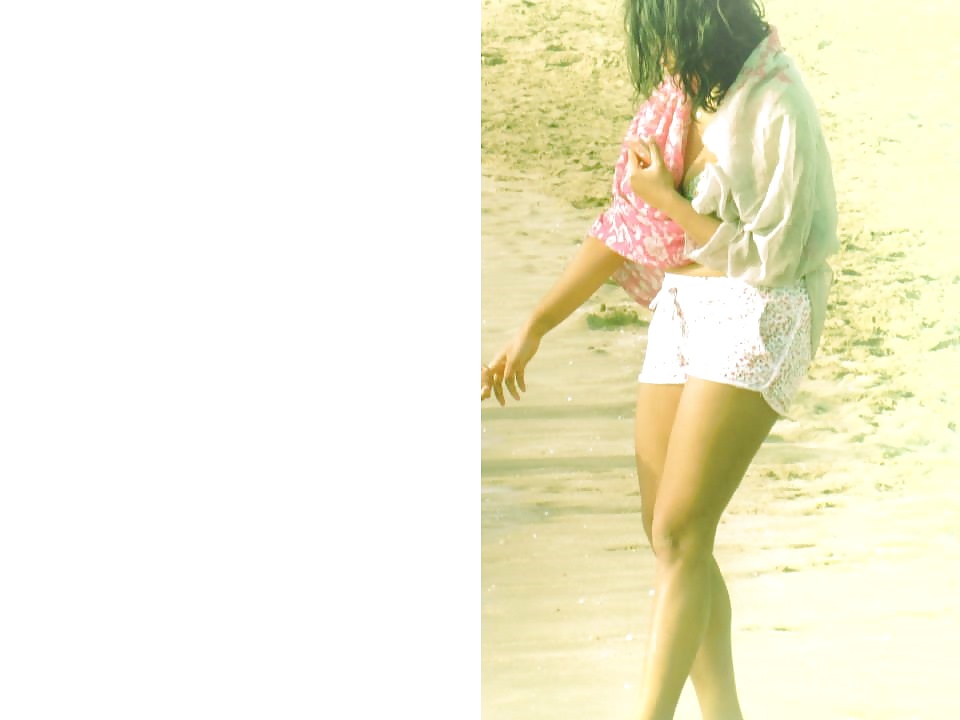 Caliente chicas de ébano en la playa
 #27761768