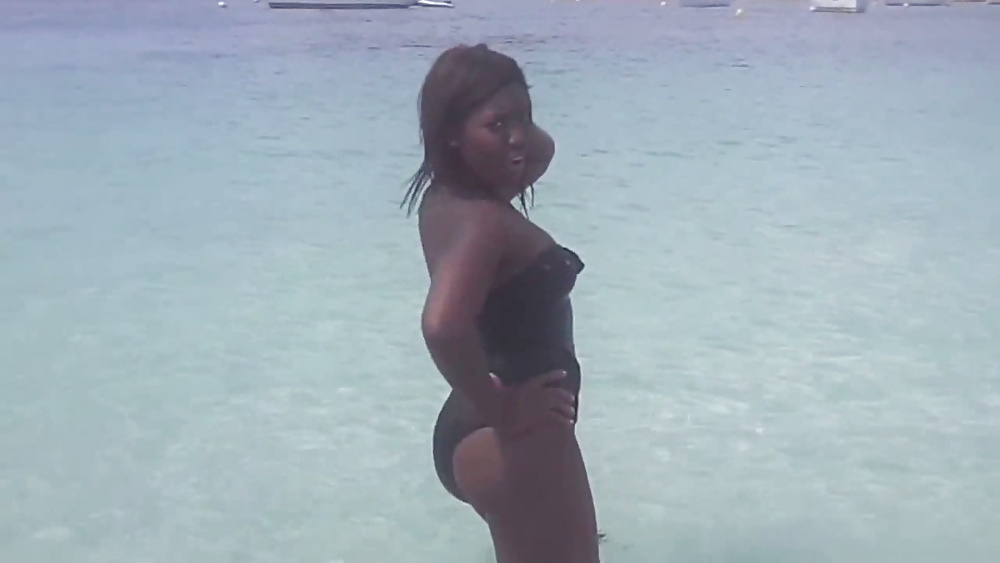 Babes ébène Chaud Sur La Plage #27761923