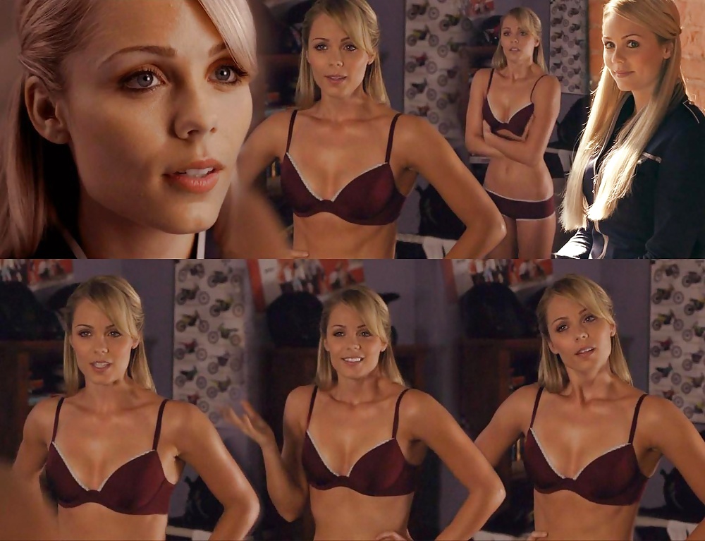 Laura Vandervoort #33906128