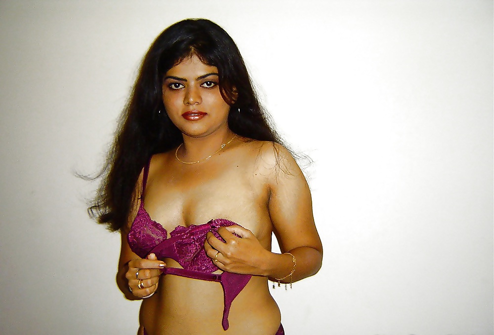 Arpitha tamil aunty #27783280