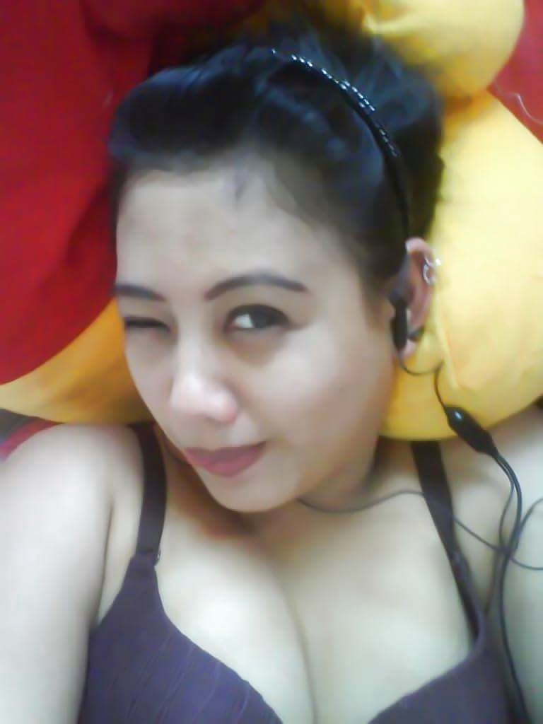 Tetek gebu
 #40407424