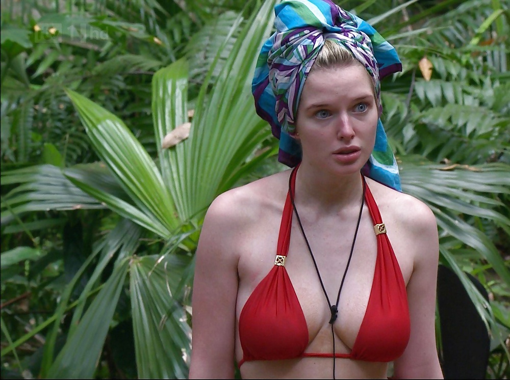 Helen flanagan
 #29211991