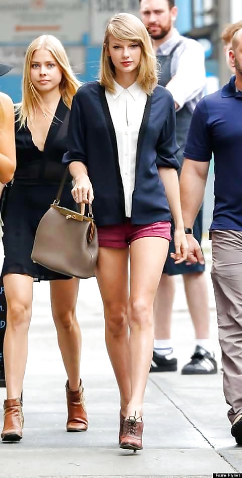 Tons more taylor swift
 #39078754