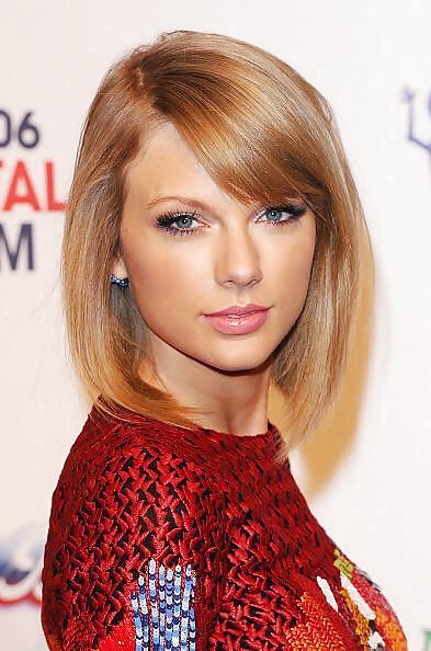 Tons more taylor swift
 #39078777