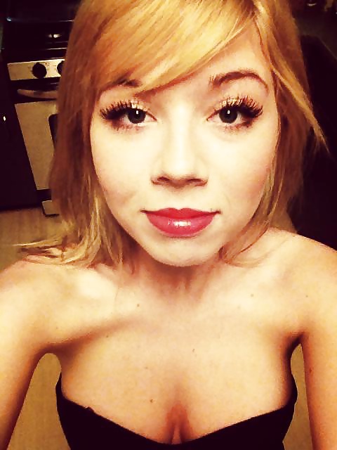 Jennette mccurdy
 #27097491