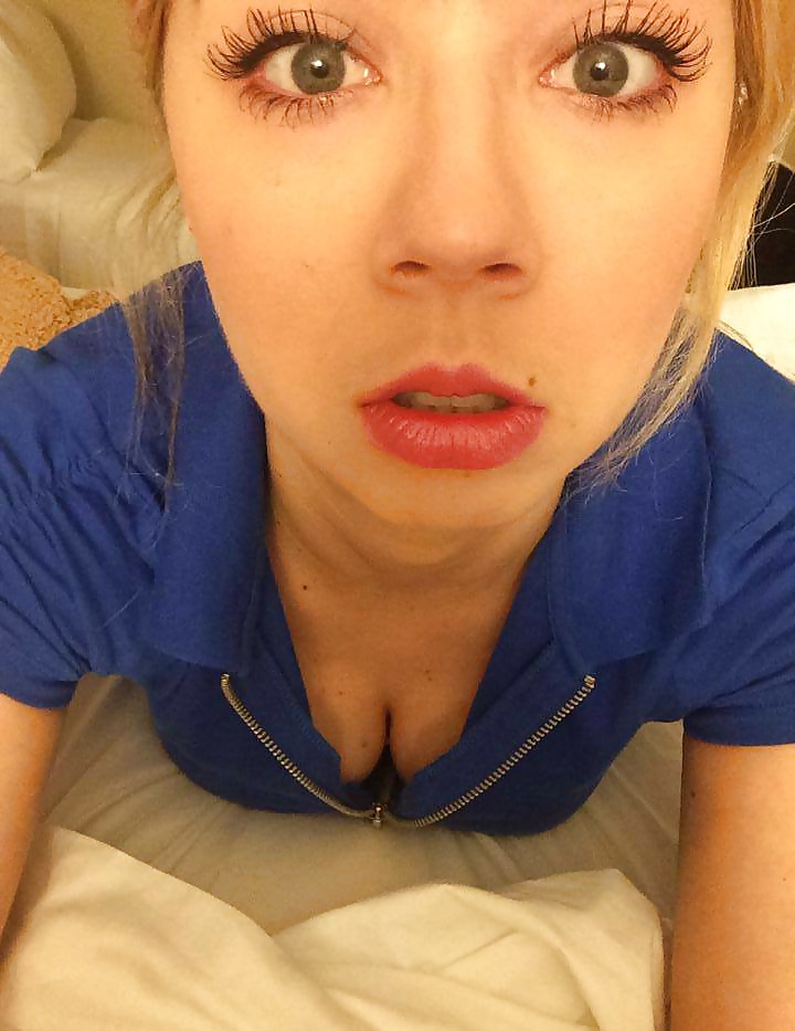 Jennette mccurdy
 #27097500