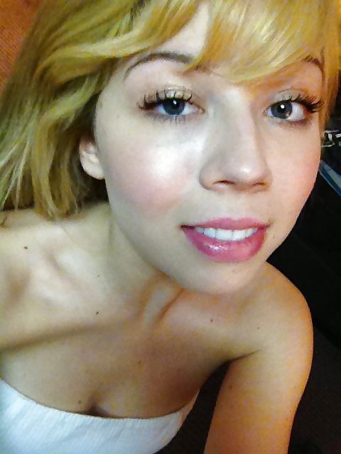 Jennette mccurdy
 #27097525