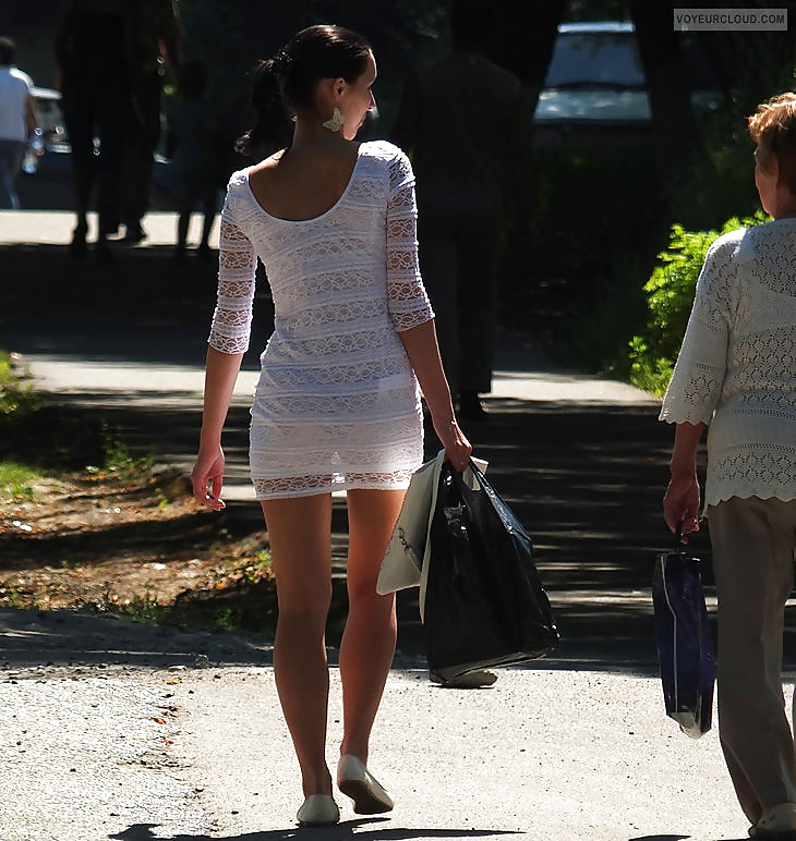 女の子と成熟した人たちのアップスカート、フラッシュ、率直なイメージ
 #29451057