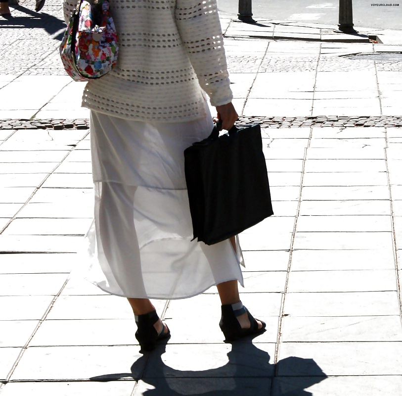 Upskirt, Clignotant, Images Candides De Filles Et Arrive à Maturité #29451089