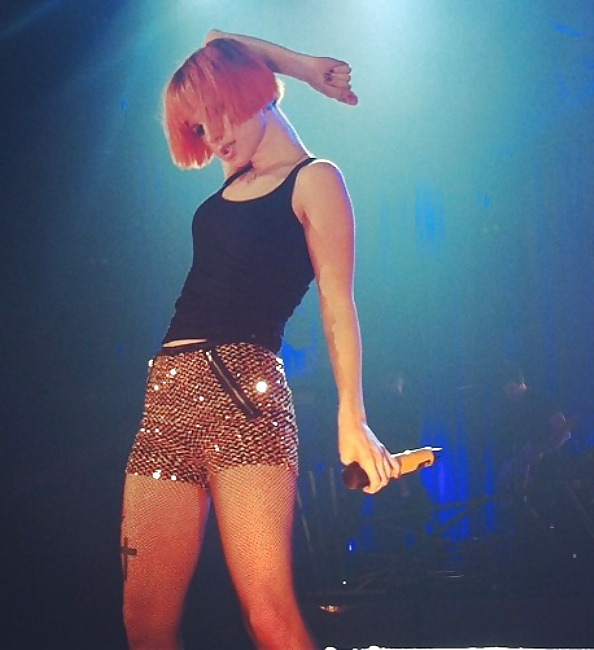 Hayley Williams - Born to tease #26937765