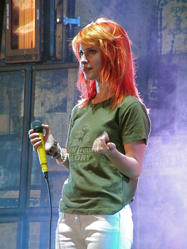 Hayley williams - nato per prendere in giro
 #26938087