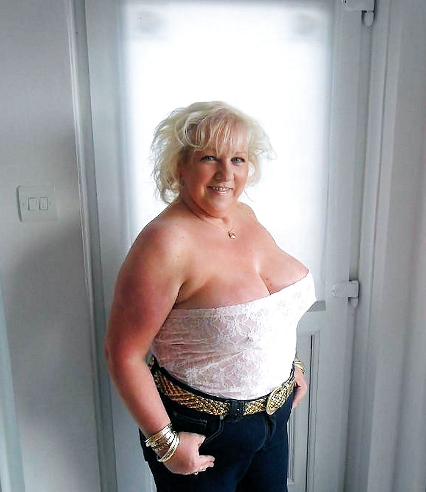 Granny Cleavage tits #23492468