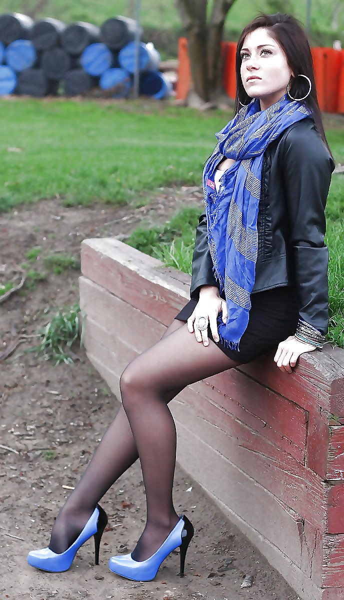 Leg Show 17 #35889030