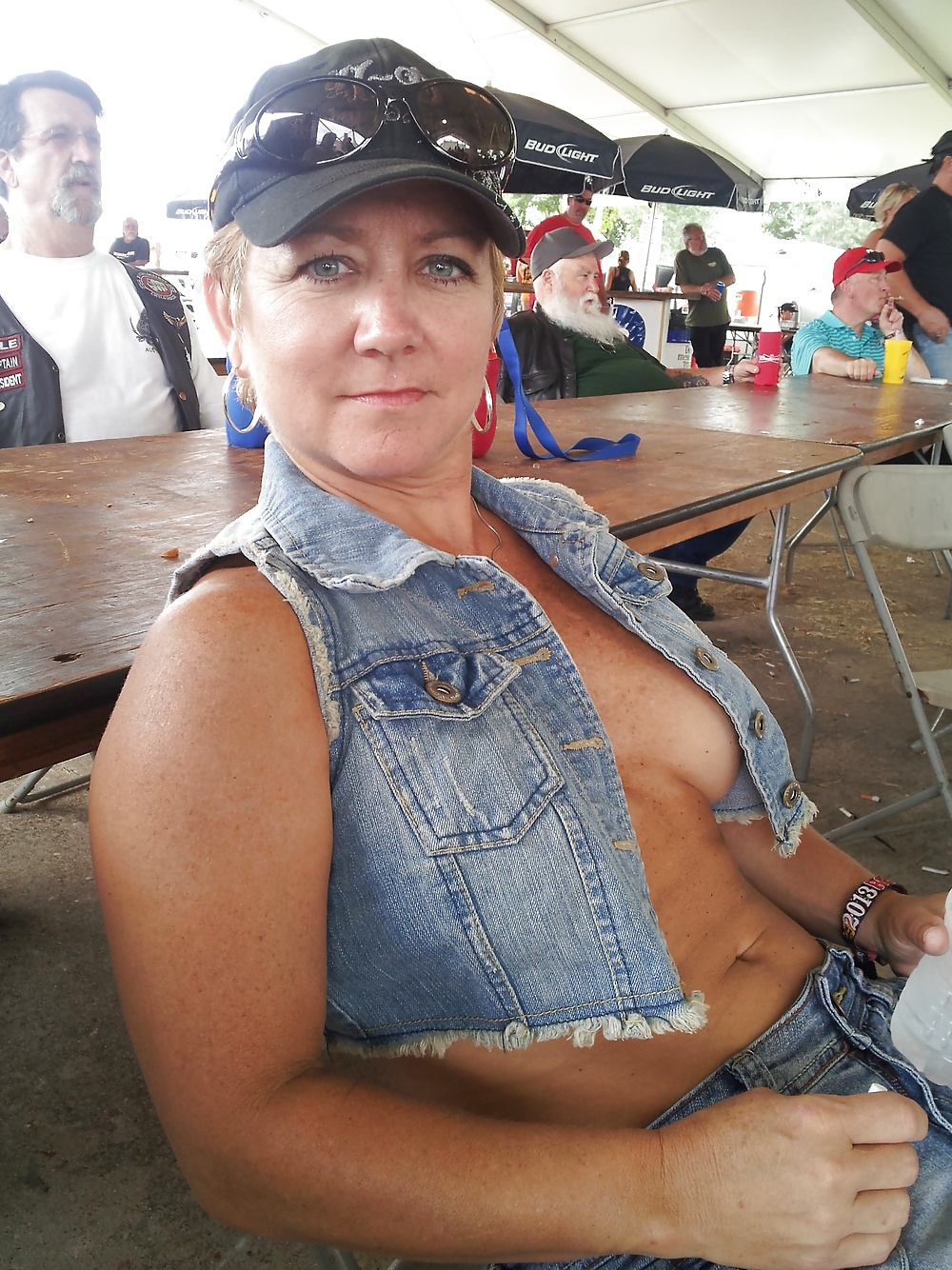 Super sexy milf biker chick
 #28261975