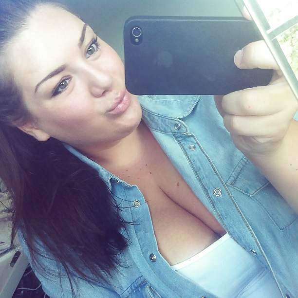 Holly #28921512