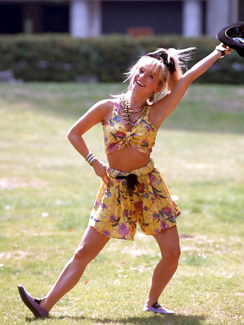 Michaela Strachan #26933345