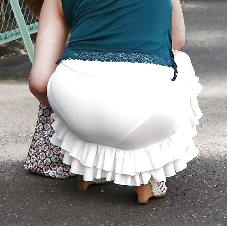 Les milfs du quartier
 #40912151