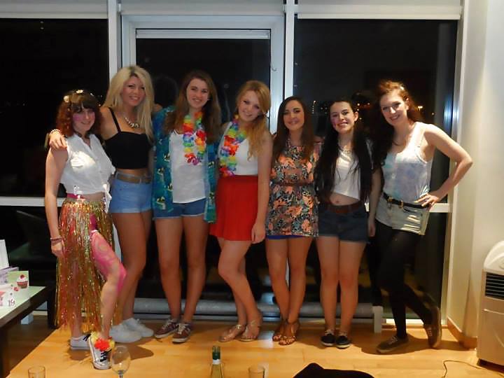 これらの女の子を劣化させる!
 #23870977