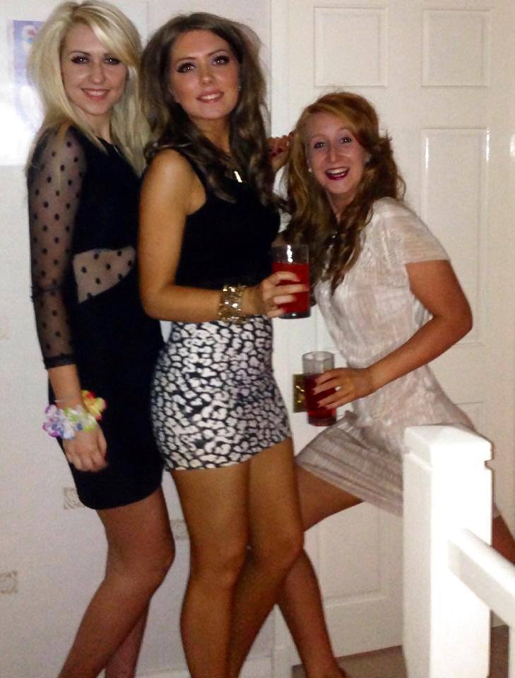 これらの女の子を劣化させる!
 #23870993