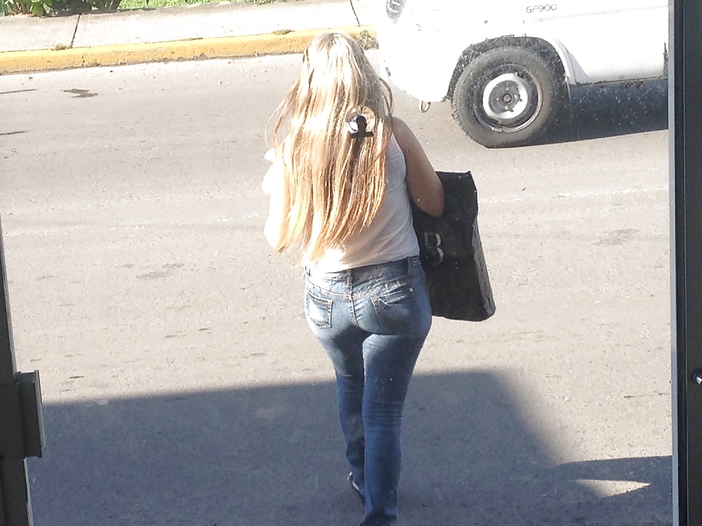 Candid Mexican Ass 2 (club + street) #30223648