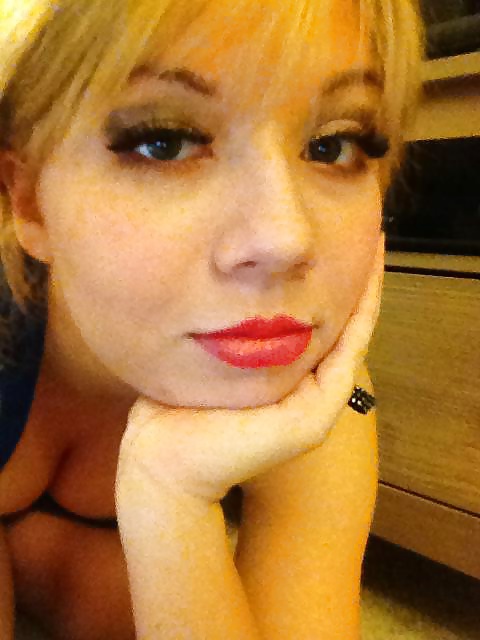 Jennette McCurdy #33532900