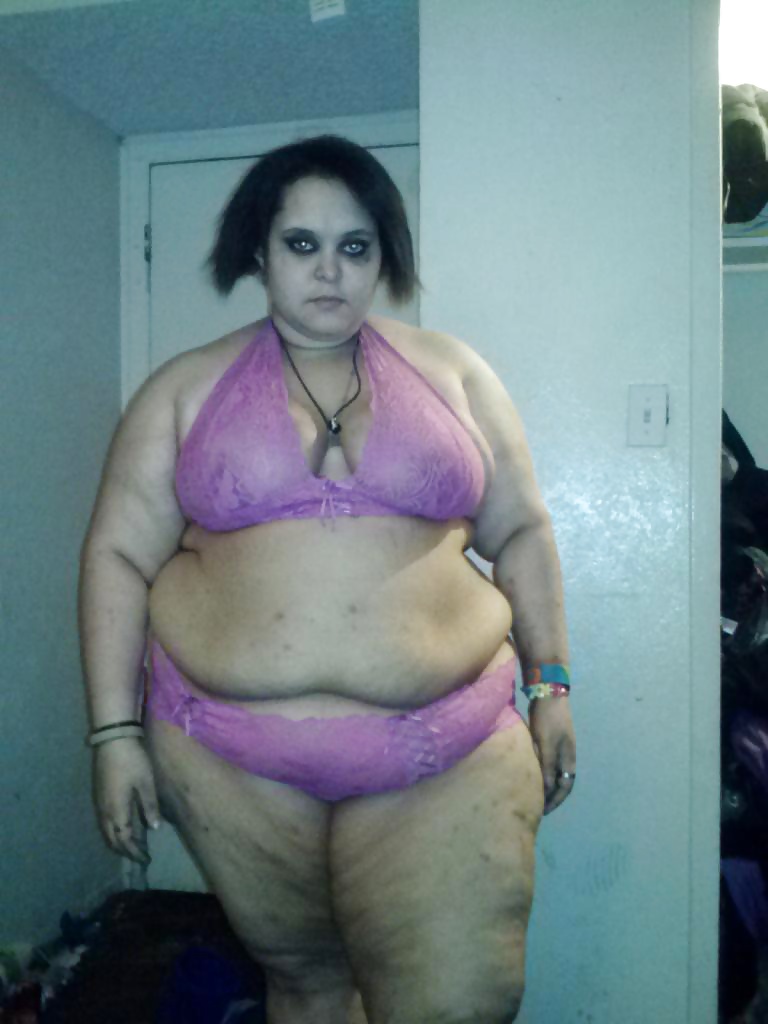 Große Dame Ist Ziemlich Beängstigend #24429283