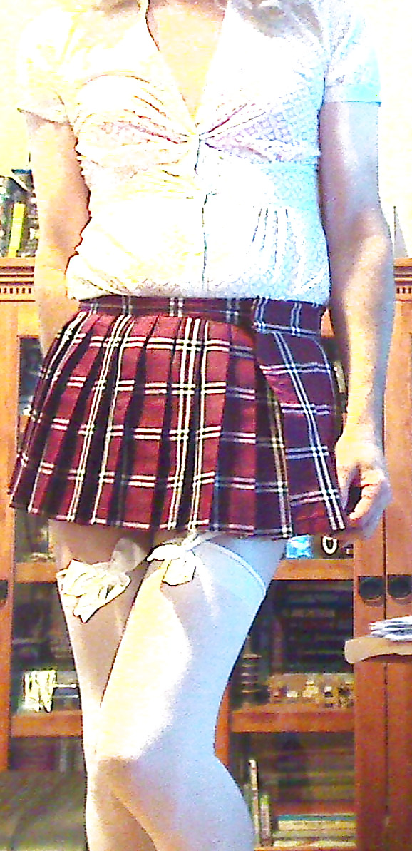 Showing off new skirt #24062047