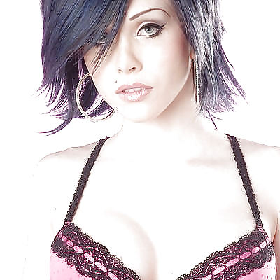 J' aime 288 sarina valentina
 #25436032