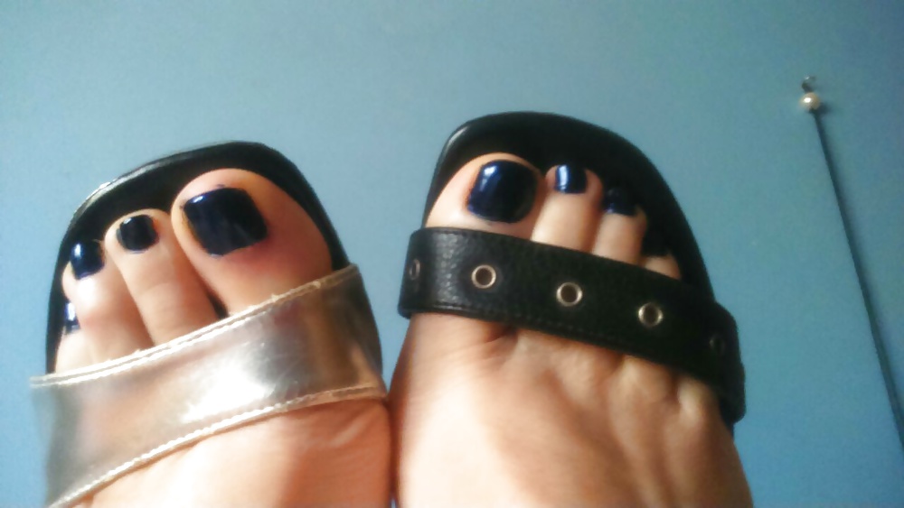 Here I present to new feet! Courtesy of my friend Cristina!  #30116999