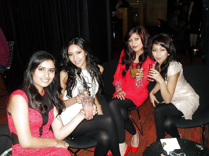 Más desi 
 #31914982