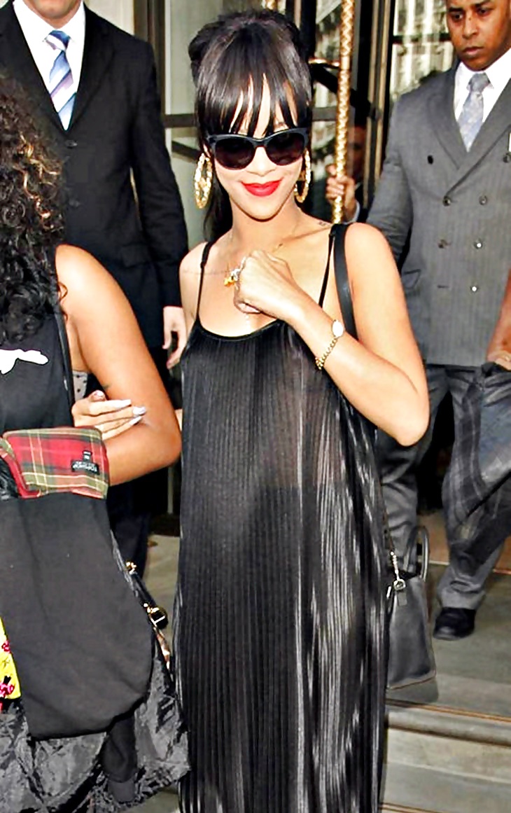 Exposer Rihanna Comme Une Salope Sexy Sale Par Twistedworlds #36792677