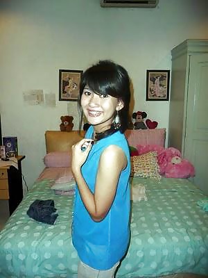 Malay cipap semak
 #27011092