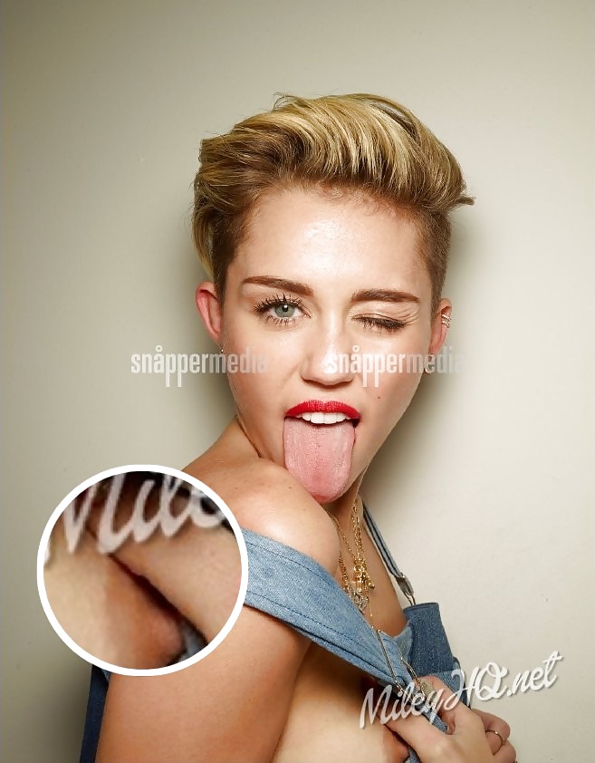 Miley Cyrus - Seins Nus Et Sexy !!! #25150382