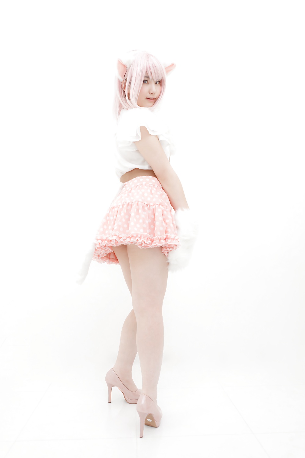 Asian Cosplay in White #26558607