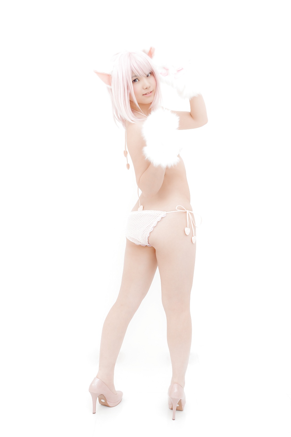Asian Cosplay in White #26558940